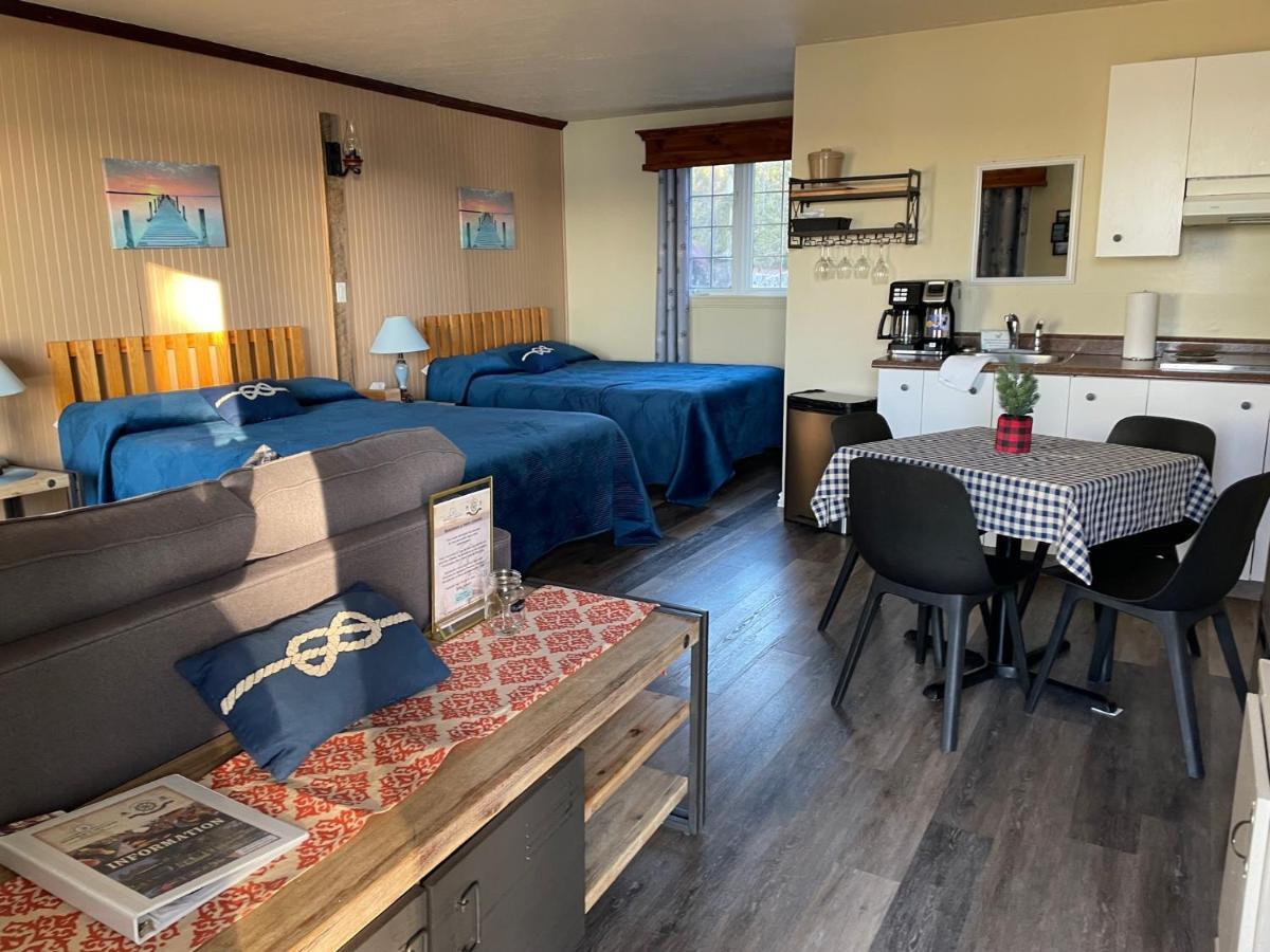 Auberge Et Chalets Sur Le Lac Lac-Mégantic エクステリア 写真