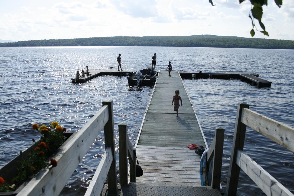 Auberge Et Chalets Sur Le Lac Lac-Mégantic エクステリア 写真