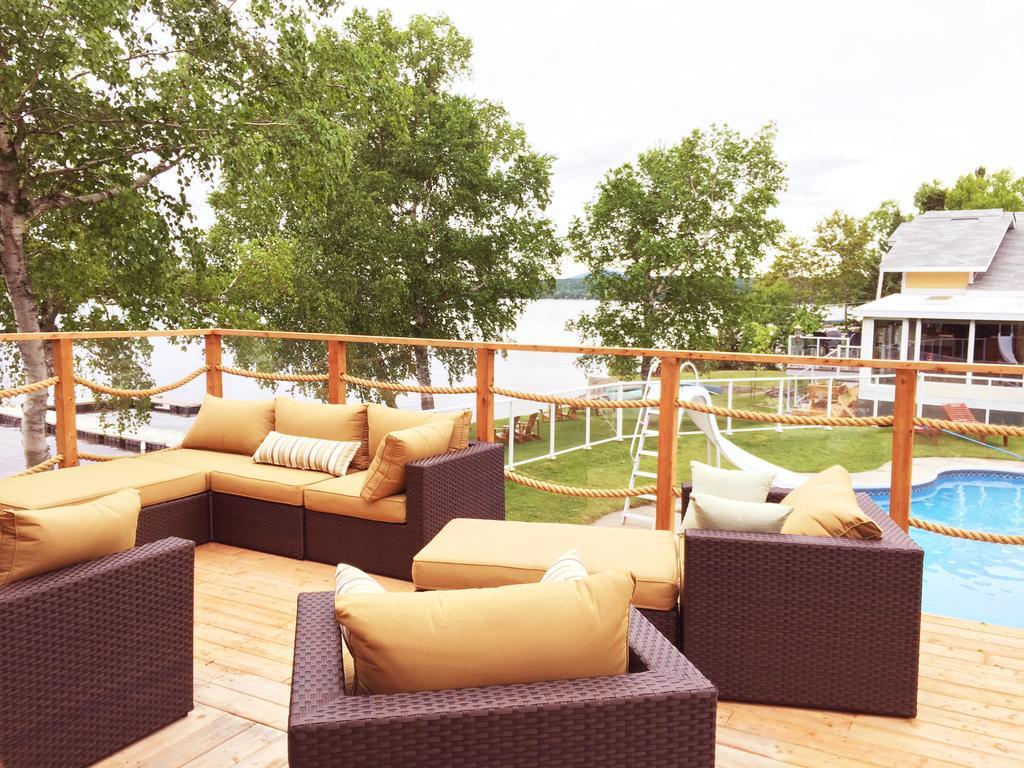 Auberge Et Chalets Sur Le Lac Lac-Mégantic エクステリア 写真